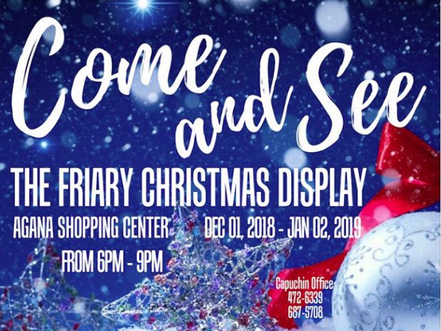 ロマンチックなカップルが楽しんで屋外クリスマス前に冬に 大晦日に一緒に過ごす時間を楽しんでいます 2 人の恋人はハグ 聖バレンタインの日のキスします の写真素材 画像素材 Image 90325351