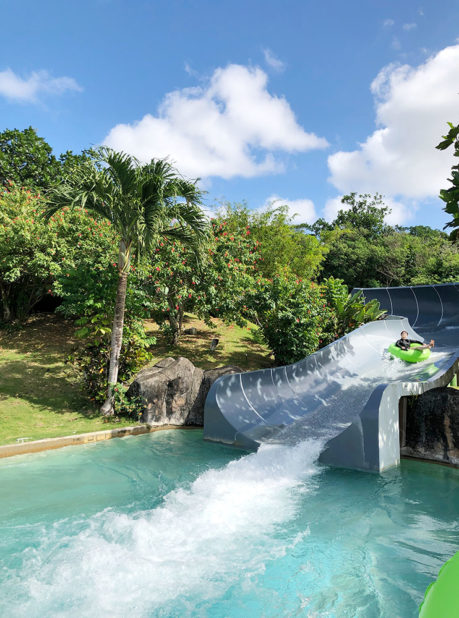 ターザウォーターパークでエキサイティングな1日を アイランドタイム Island Time グアム の旅行 ツアー お土産 観光 ショッピングの情報は 現地発信のアイランドタイム