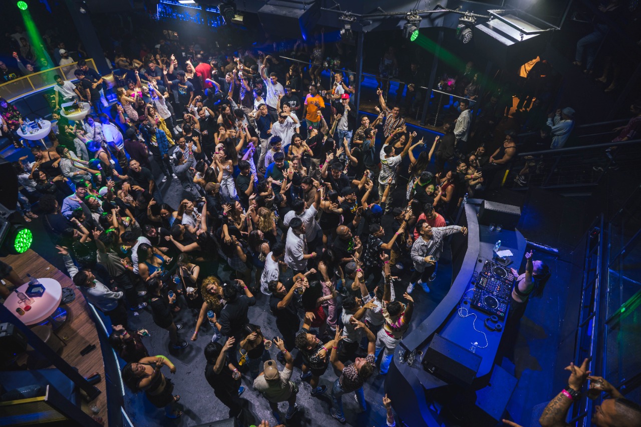 新しいナイトスポット、クラブ ゾーがオープン！ | アイランドタイム