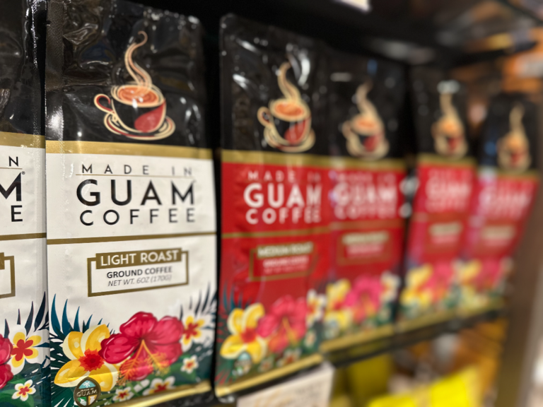 最近お土産に人気！ メイドイングアムのコーヒー豆！ アイランドタイム Island Time グアムの旅行・ツアー・お土産・観光