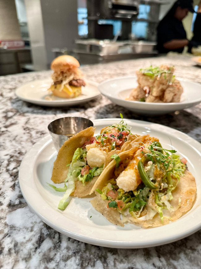 ルーツヒルズグリルハウスからニュース！ ハッピーアワーが始まりました！ アイランドタイム Island Time グアムの旅行・ツアー