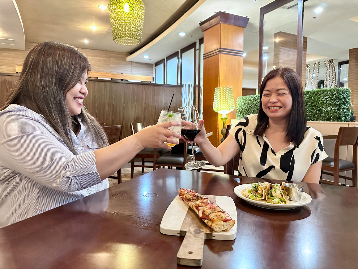 ルーツヒルズグリルハウスからニュース！ ハッピーアワーが始まりました！ アイランドタイム Island Time グアムの旅行・ツアー